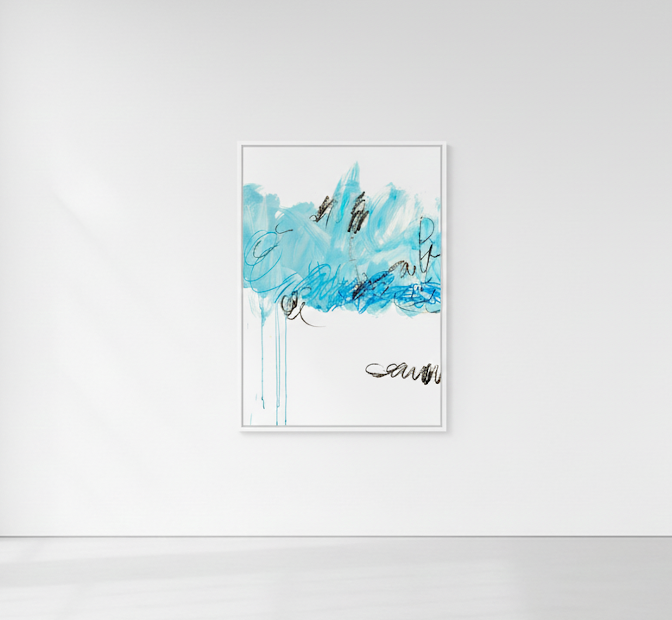 Abstrakter Fine Art Druck in Blau und Türkis mit horizontalem Farbband und Tropfen auf weißem Grund, Hochformat.